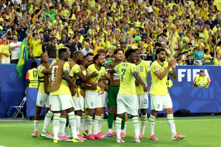 Funcionamento de shoppings, bancos e repartições muda durante jogo do Brasil em João Pessoa; confira