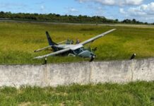 Avião da FAB sai da pista em Porto Seguro (BA) e fecha aeroporto por 4 horas