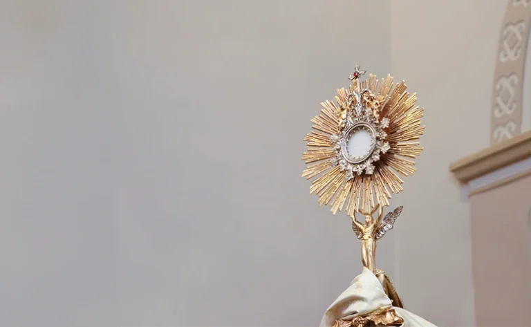 Corpus Christi: entenda a origem, o significado e as tradições da celebração que mobiliza milhões de católicos