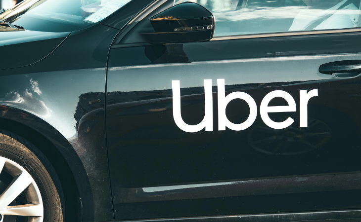 Uber retira carros das categorias Comfort e Black