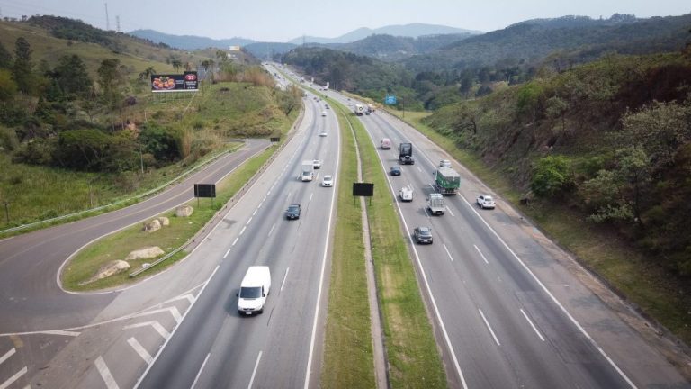 Falta de manutenção faz três veículos quebrarem por hora em rodovias de SP, diz concessionária