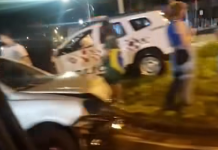 Acidente na zona Sul termina em capotamento