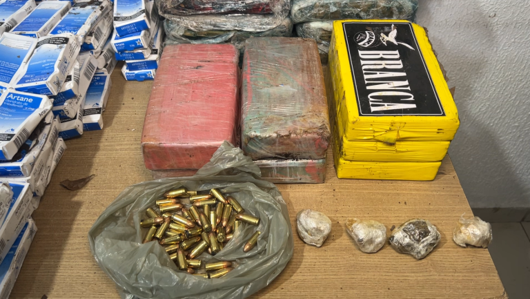 Polícia apreende quase 20 mil comprimidos de Artane, drogas e munições na Zona Sul de João Pessoa