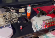 Polícia apreende armas, munições e drogas em Bayeux; três homens são presos e adolescente é apreendido