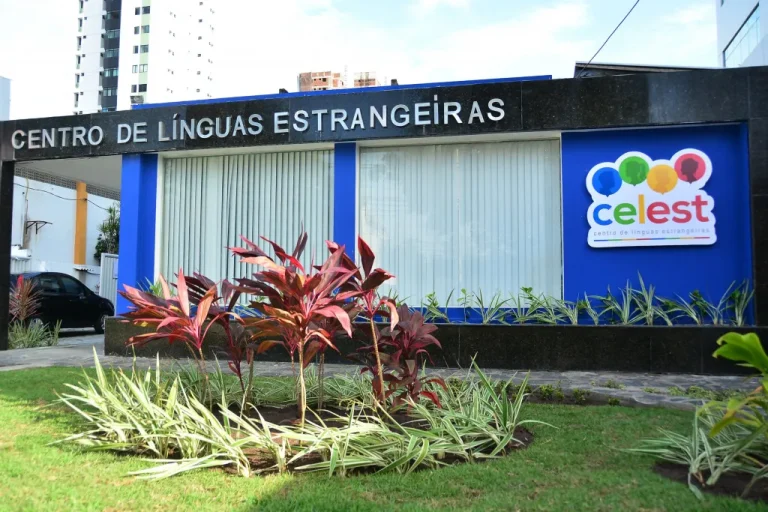 Inscrições para cursos gratuitos de idiomas e Libras começam neste sábado (18) em João Pessoa