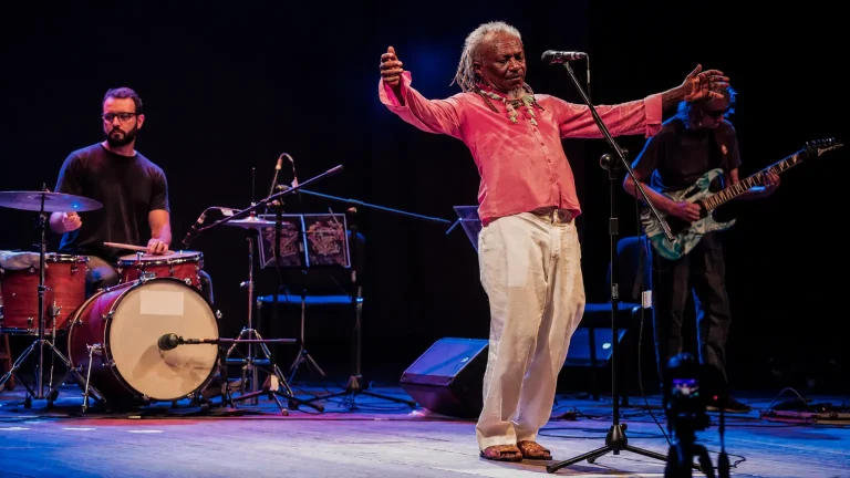 Artistas paraibanos promovem show beneficente em apoio ao cantor Escurinho neste sábado (18), em João Pessoa