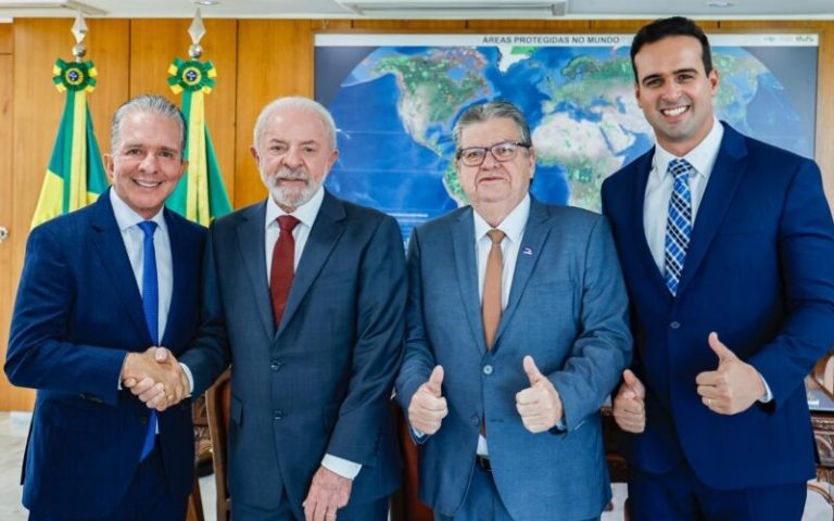 Governo da Paraíba negocia agenda para visita de Lula ao estado, afirma Lucas Ribeiro