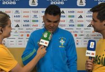 Casemiro chora após pergunta de Fernanda Gentil sobre crianças que sonham com a Copa; assista