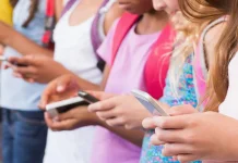 Mais de 90% das crianças e adolescentes utilizam internet regularmente