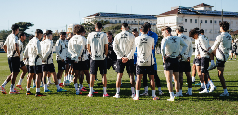 Santos visita o Botafogo pelo Campeonato Brasileiro