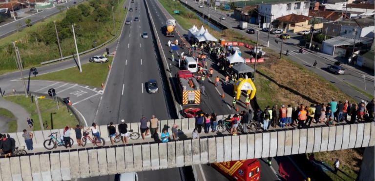 CNL e Defesa Civil fazem simulação em rodovia de Praia Grande