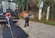 Bairros das regiões Norte e Sul de Campinas recebem operação tapa-buracos e roçagem