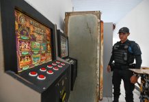 Uma pensão que funcionava como cassino clandestino foi lacrada no centro de Campinas