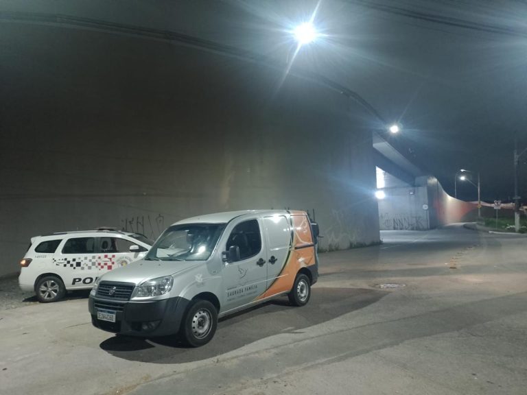 Colombiano morre após cair de viaduto em Taubaté