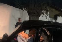 Duas mulheres ficam presas às ferragens após carro bater em muro e árvore em São José