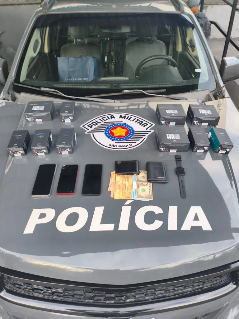 BAEP prende dois suspeitos de integrar quadrilha chilena especializada em furtos em shopping de São José