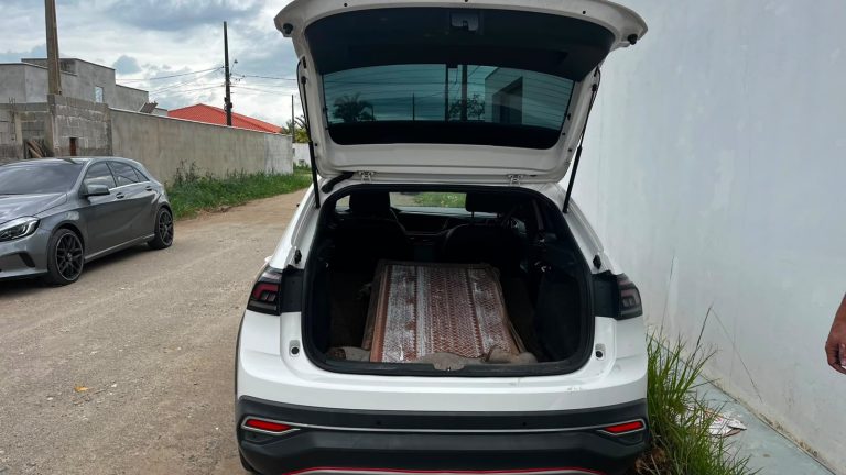 Casal é preso por furto, receptação qualificada e associação criminosa de comercialização de pisos em Ilha Comprida