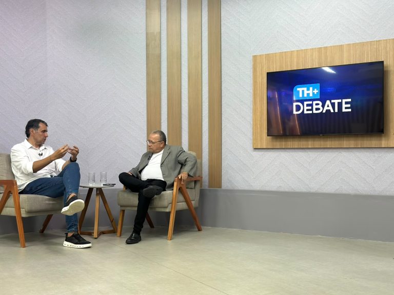 André Gadelha critica emendas, defende protagonismo do Alto Sertão e apresenta propostas ao Senado no TH+ Debate