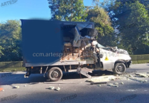 Colisão entre utilitário e caminhão deixa uma vítima fatal em rodovia de Santos