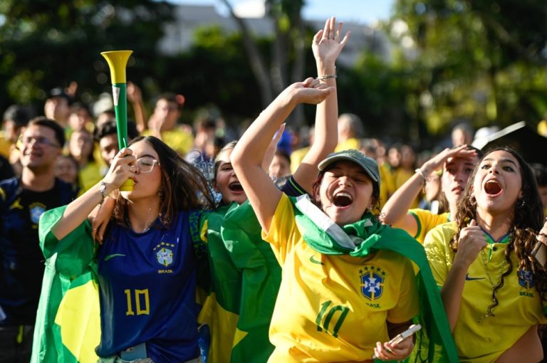 Arena do Torcedor transmitirá jogo do Brasil pelas oitavas de final no Taquaral