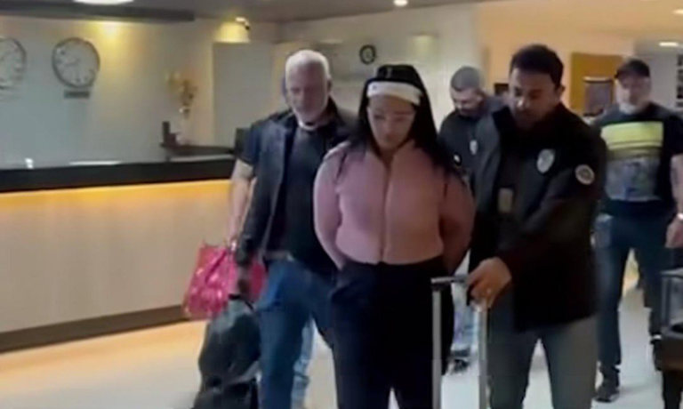 Diarista suspeita de matar idosos com 24 facadas é indiciada pela polícia