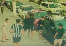 Grupo de adolescentes cerca homem, rouba correntinha e faz live do crime em rede social; VÍDEO