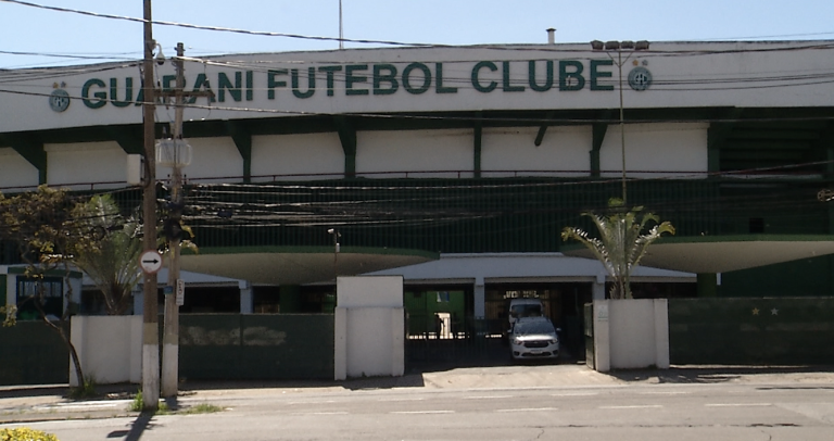Equipe campineira é eliminada de competição após paralisar jogo por caso de racismo e homofobia
