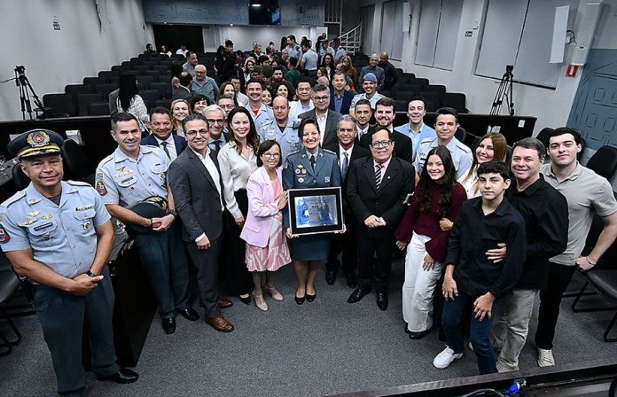 homengem coronel adriana