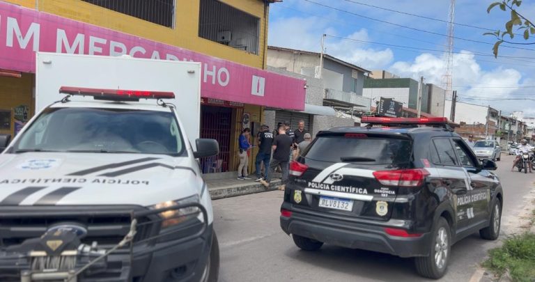 Homem morre após ser atingido por tiro dentro de mercadinho em João Pessoa