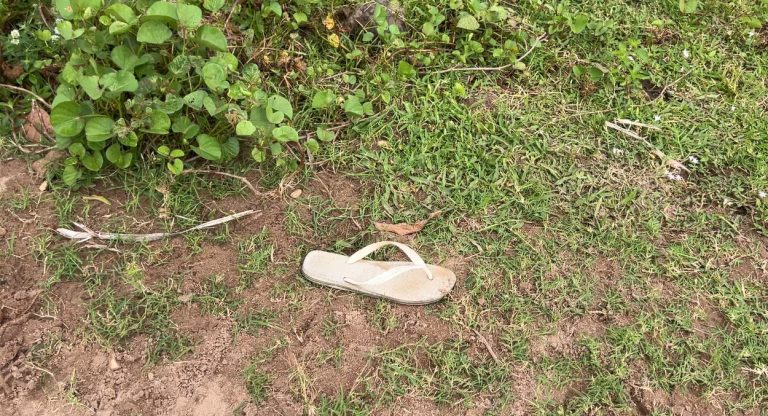 Jovem é encontrado morto com nove tiros em terreno no Bessa, em João Pessoa