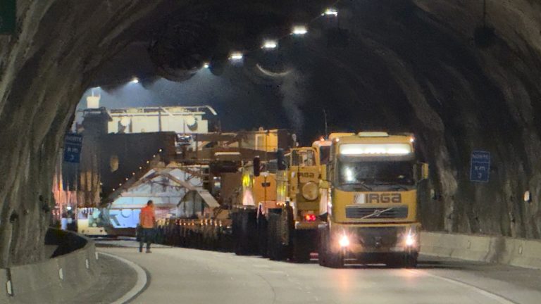 Segunda fase do transporte de transformador interdita Serra Nova da Tamoios nesta segunda (6); veja os locais