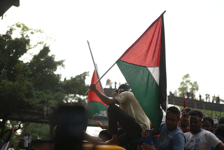 Hamas anuncia que deixará governo de Gaza e abre caminho para liderança civil