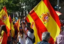 Espanha domina a Áustria, vence por 3 a 0 e confirma vaga nas oitavas da Copa do Mundo