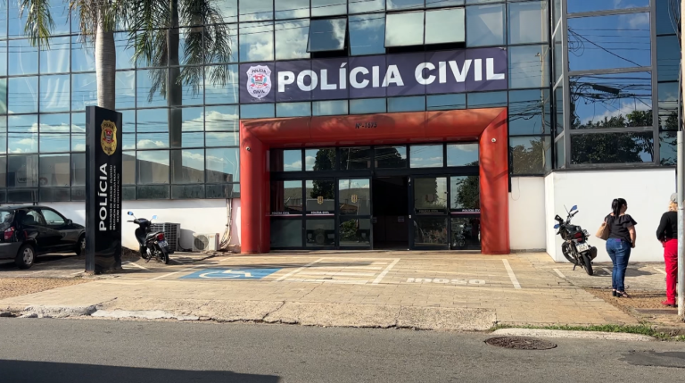 Mãe é presa suspeita de intermediar envio de imagens da própria filha de 13 anos em Americana