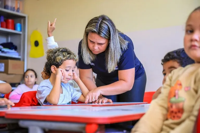 Câmara vota a contratação temporária de professores em Ribeirão Preto