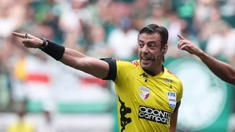 CBF defende árbitro Raphael Claus, chamado de ‘suspeito’ por Trump