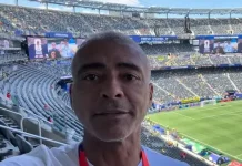 Romário tem salário penhorado em ação movida por Marco Polo Del Nero