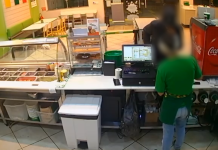 Homem invade fast-food, ameaça funcionária e foge com o dinheiro do caixa