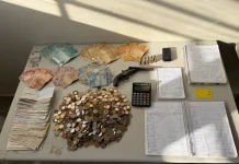 Operação contra agiotagem apreende R$ 20 mil em dinheiro e 453 folhas de cheque preenchidas