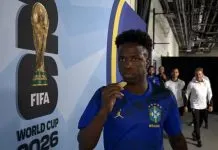 Vini Jr. adota hábito de comer abacaxi antes dos jogos da Seleção Brasileira
