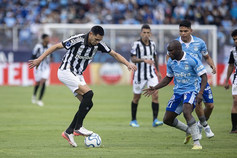 Sem Neymar, Santos avança na Sul-Americana e encara o Atlético-MG nas quartas