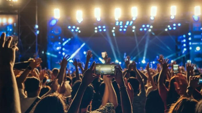 7 músicas da MPB perfeitas para cantar no show