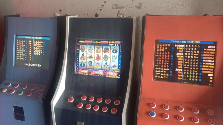 Máquinas de jogos de azar são localizadas em comércio de Campinas