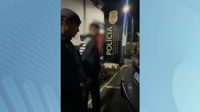 Dupla tenta assaltar guarda municipal e adolescente de 16 anos morre baleado