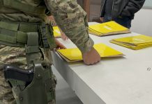 Operação policial cumpre mandados contra facção criminosa envolvida em sequestro e tortura a advogado na Baixada Santista