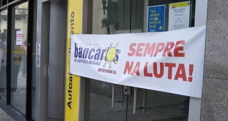 Bancários fazem paralisação na Baixada Santista