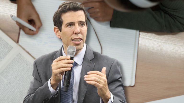 SP melhora no Ideb, mas desempenho cai ao longo da vida escolar