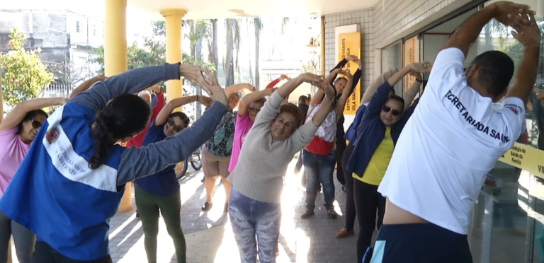 Projeto Alonga Vida promove saúde para idosos em São Vicente