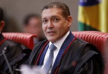 TSE suspende julgamento de ação do PT para ampliar fundo eleitoral e trava repasse a todos partidos