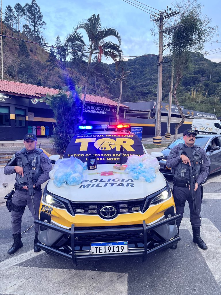 Polícia apreende mais de 15 kg de cocaína e causa prejuízo de R$ 500 mil ao tráfico em Caraguatatuba
